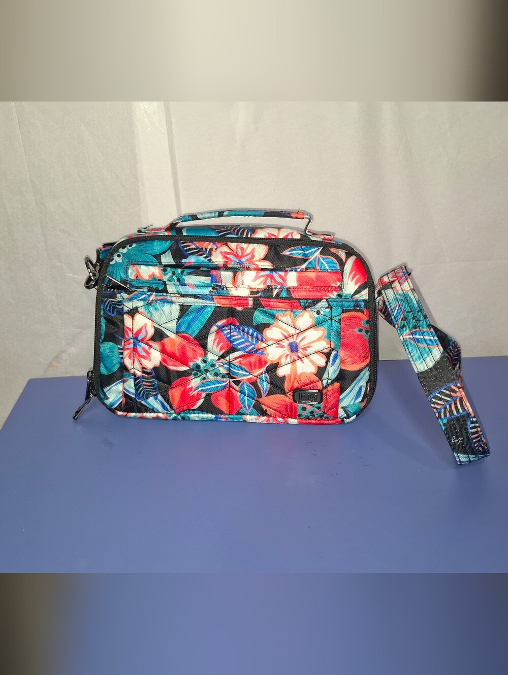 Lug Scoop 2 Ocean Blue Crossbody Bag- EUC